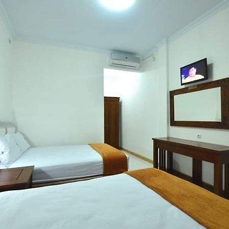 Hotel Bukit Uhud 日惹 外观 照片