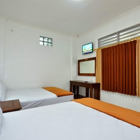 Hotel Bukit Uhud 日惹 外观 照片