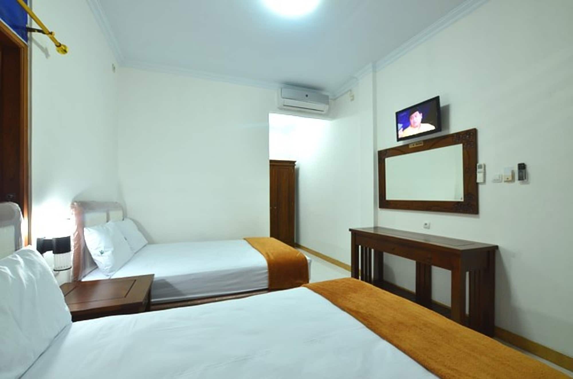 Hotel Bukit Uhud 日惹 外观 照片